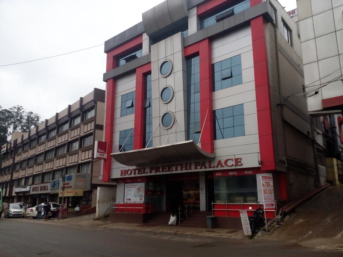 Hotel Preethi Palace Ooty Exteriör bild